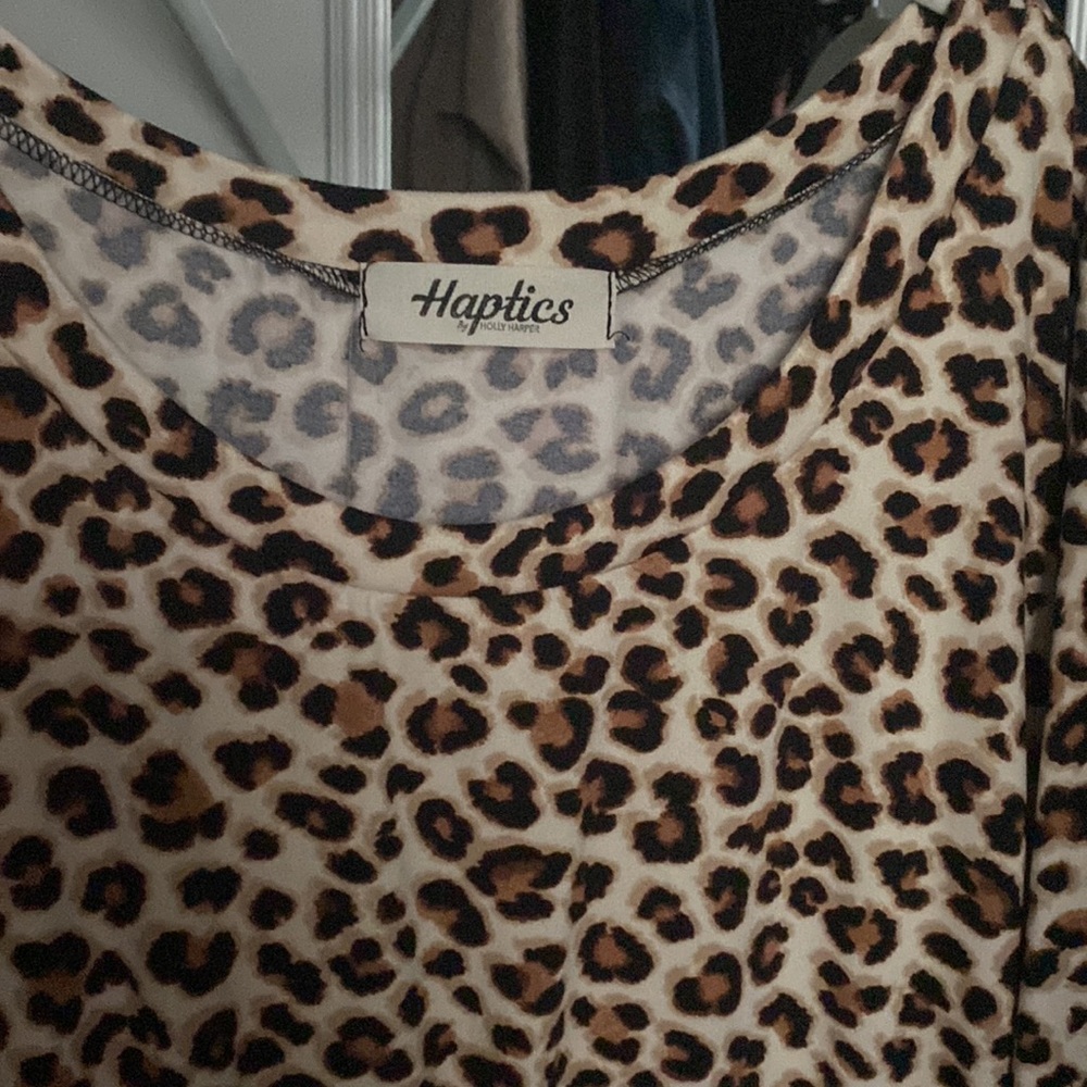 Leopard Print Babydoll Tee - Picture 2 of 4